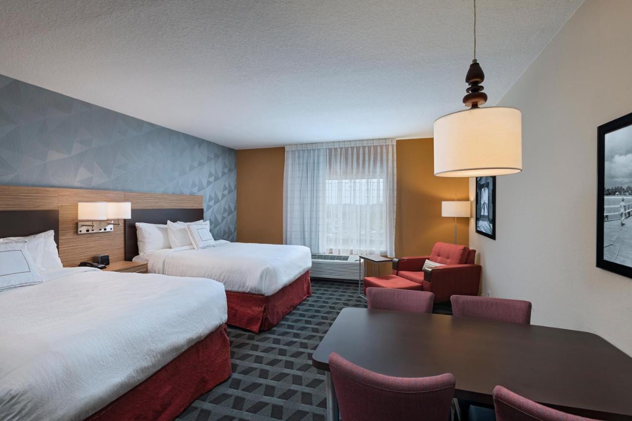 Towneplace Suites By Marriott Naples Vineyards Экстерьер фото