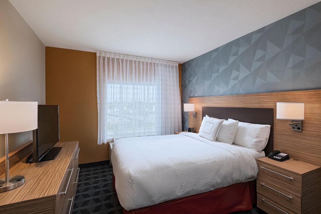 Towneplace Suites By Marriott Naples Vineyards Экстерьер фото